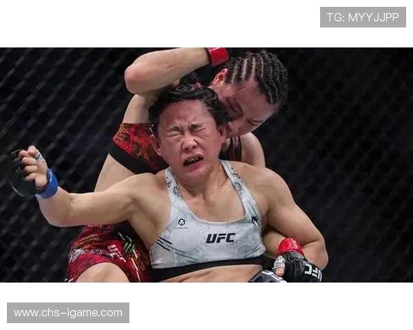 UFC 女王怒喷对手：你就是软的